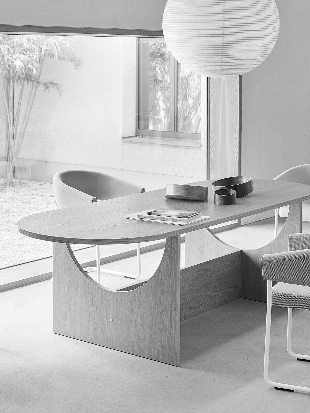 LOT Lite Table