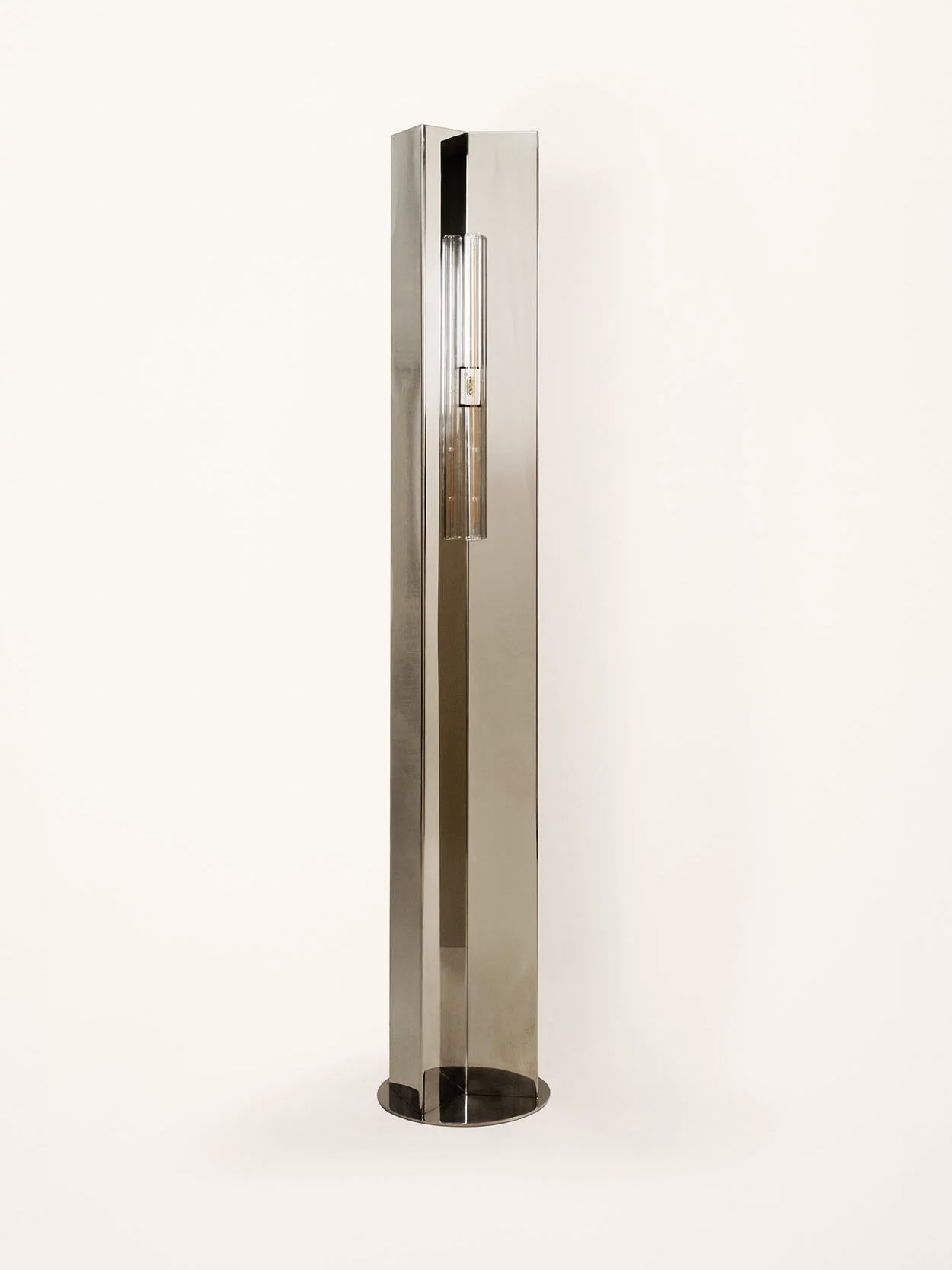 Arrow 158 Floor Lamp
