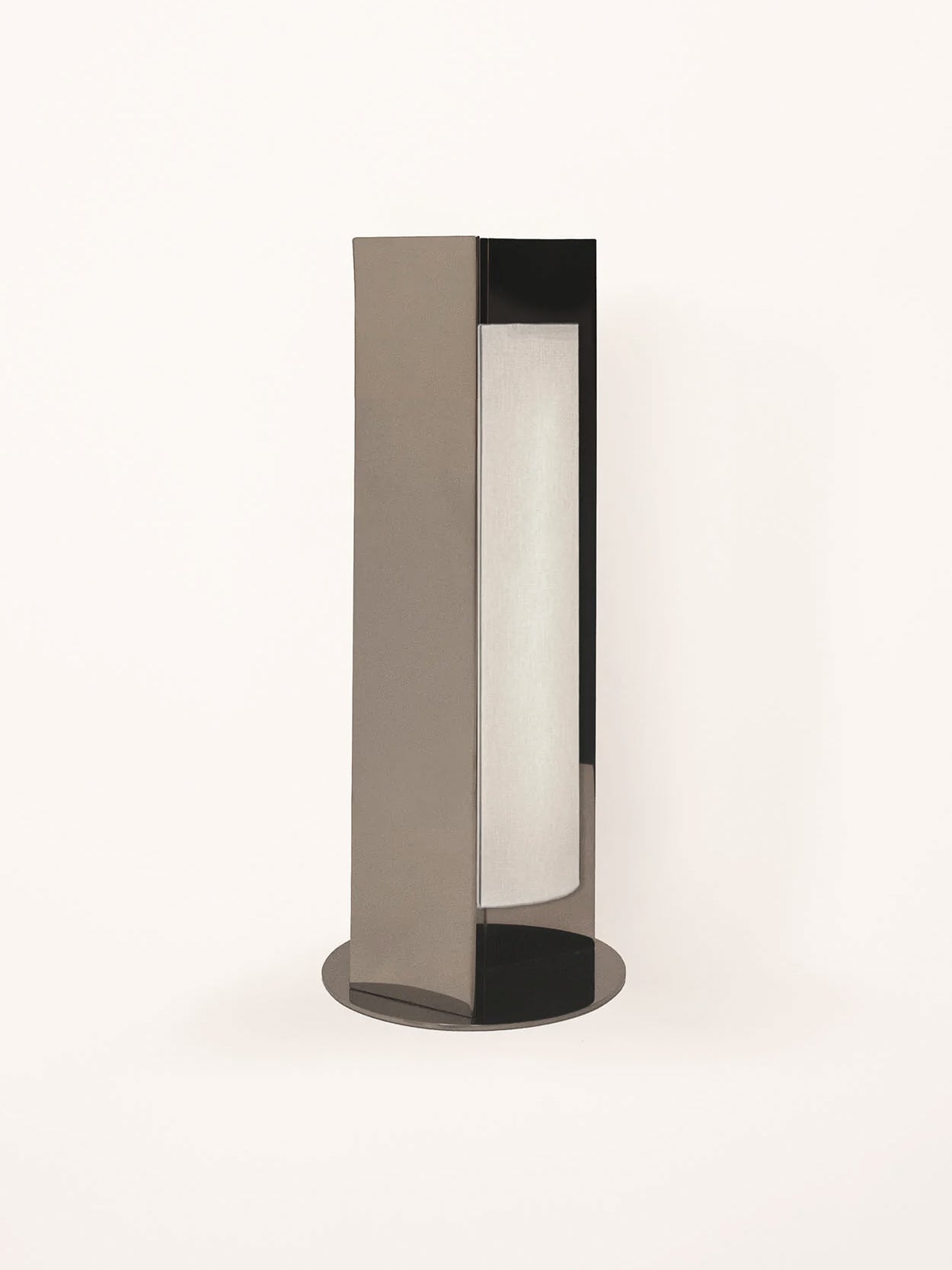 Arrow Table Lamp with Diffuser