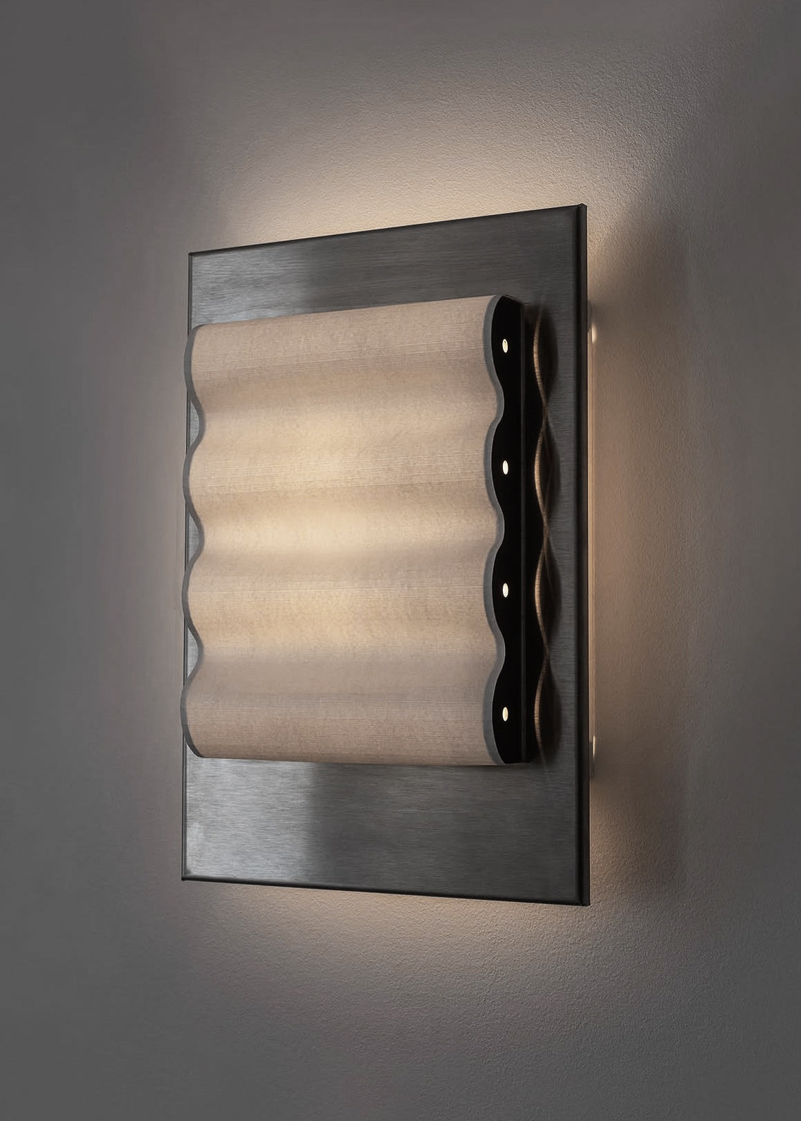 Frame Brut Wall Light
