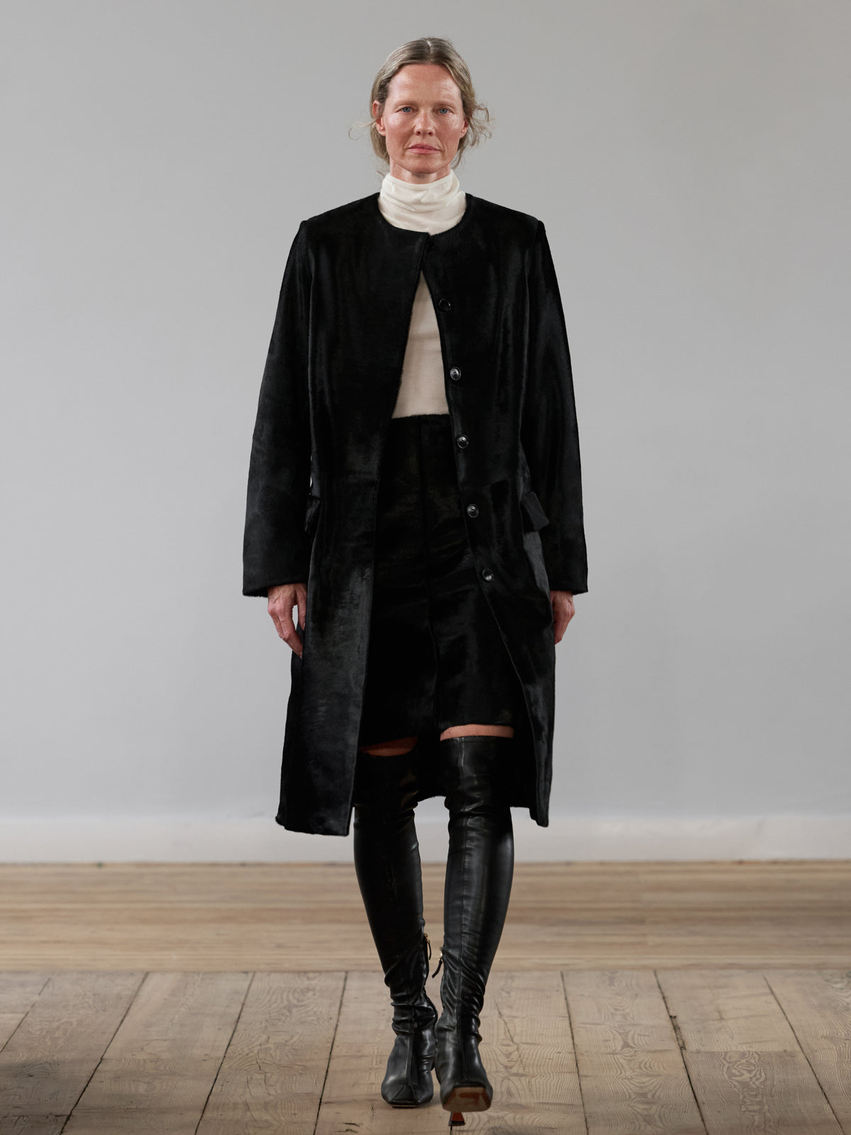 Harlow Pony Leather Coat – Black