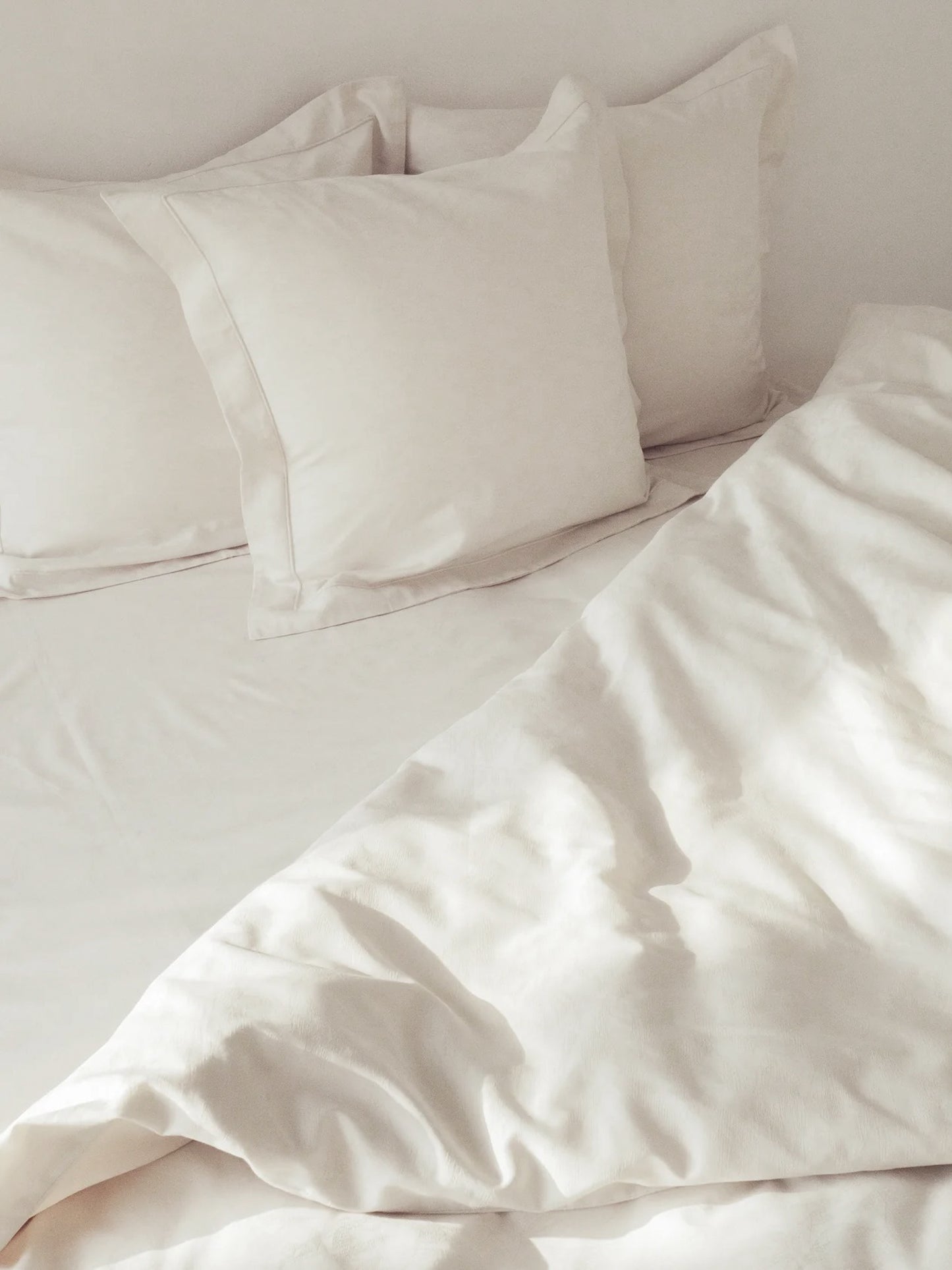 Silver Peak Pillowcase – Antique Ivory