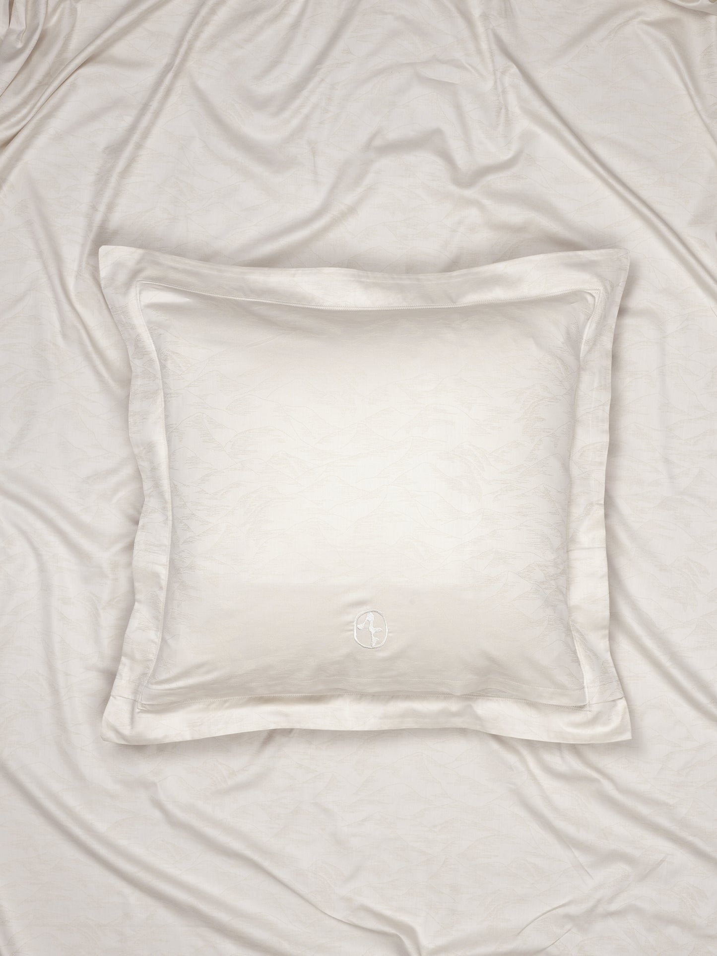 Silver Peak Pillowcase – Antique Ivory