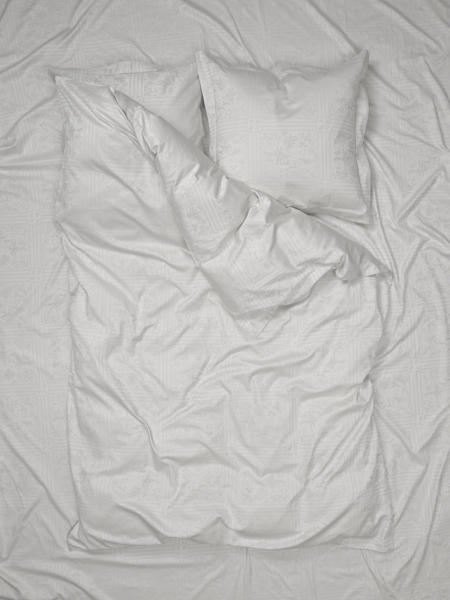 Wonder Scape Duvet Cover – Pale Ash