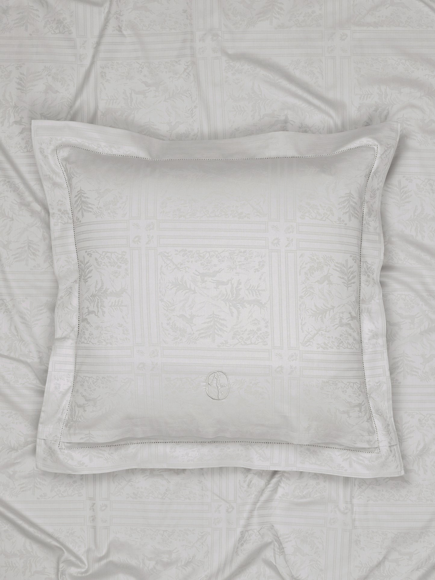 Wonder Scape Pillowcase – Pale Ash