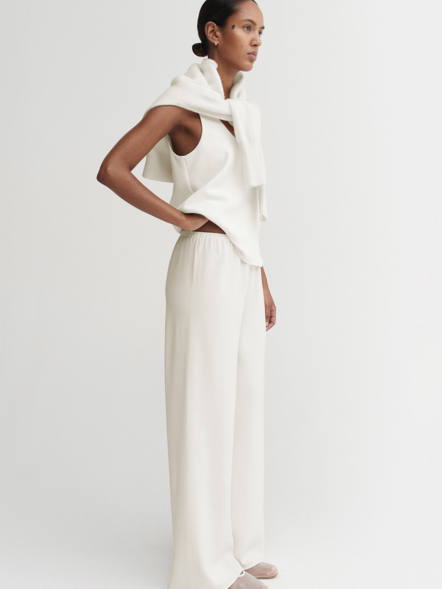 Bea Crepe Pants - Cream