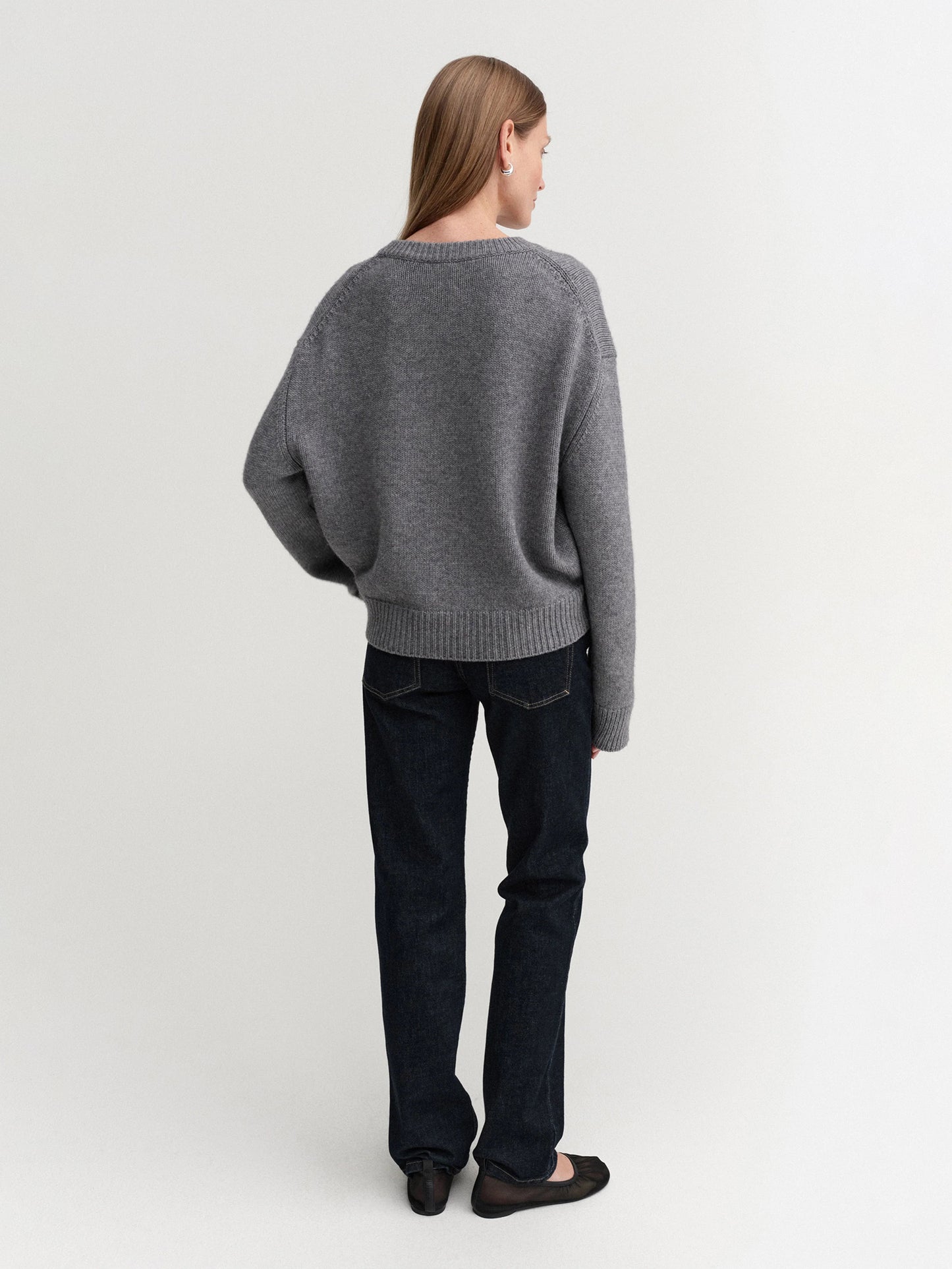 Yara V-Neck Sweater - Grey
