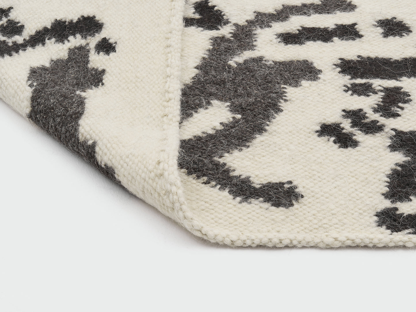 Erho Rug