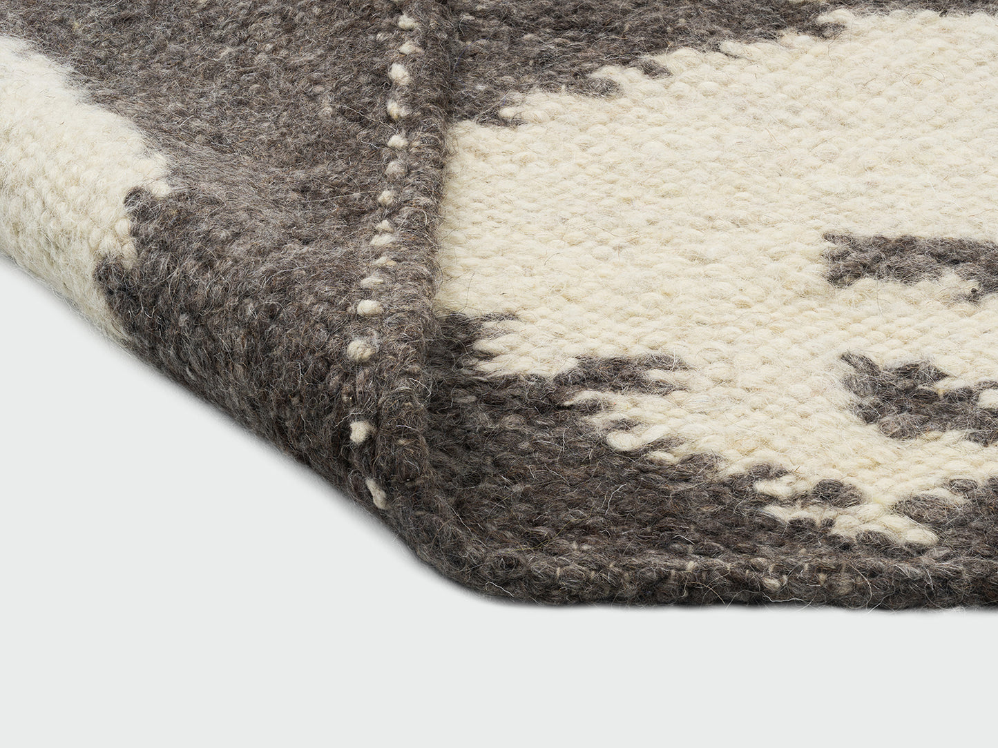 Erho Rug