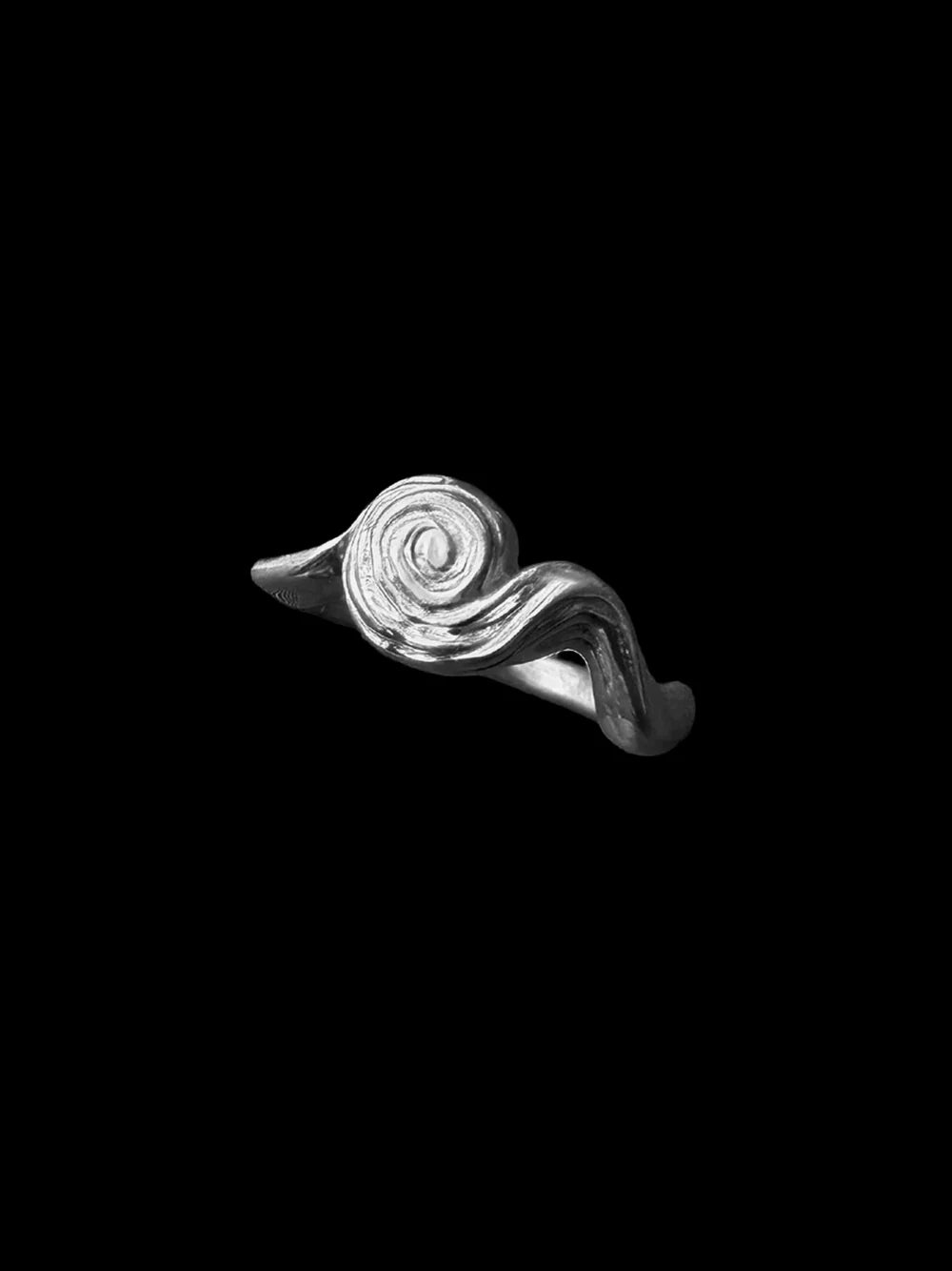 Auro Ring