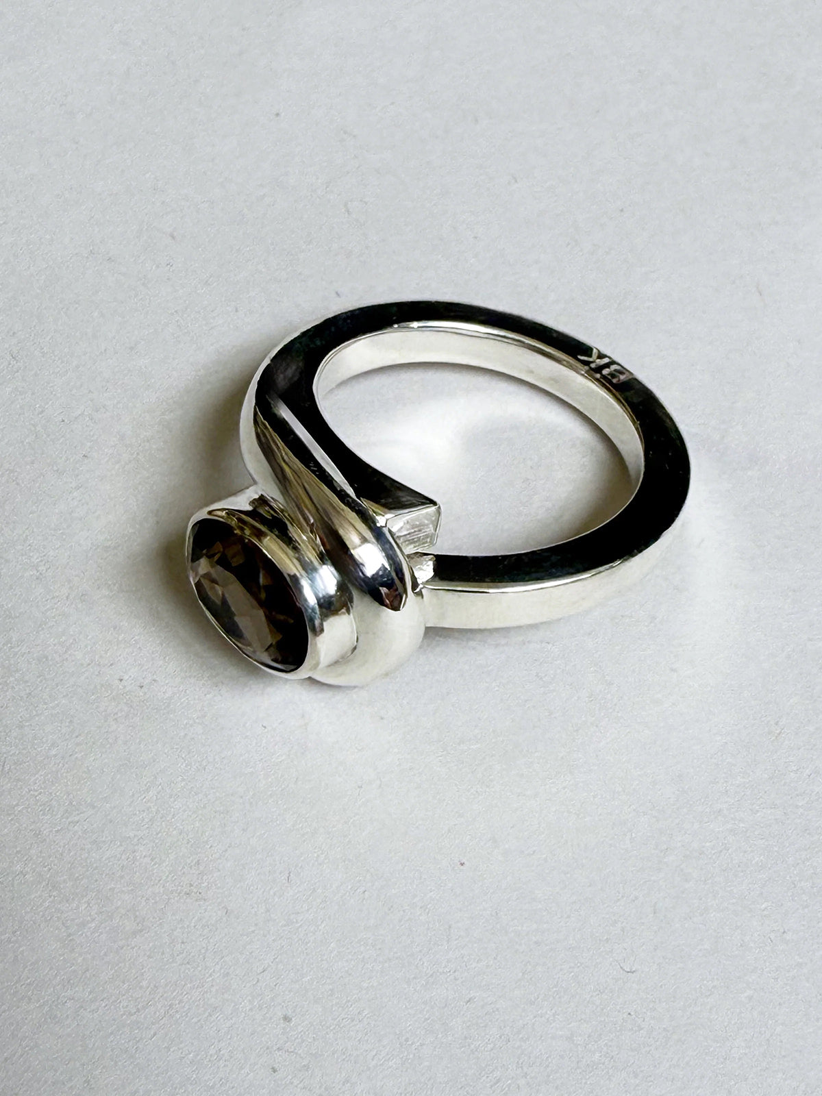 Curva Ring – Smokey Quartz
