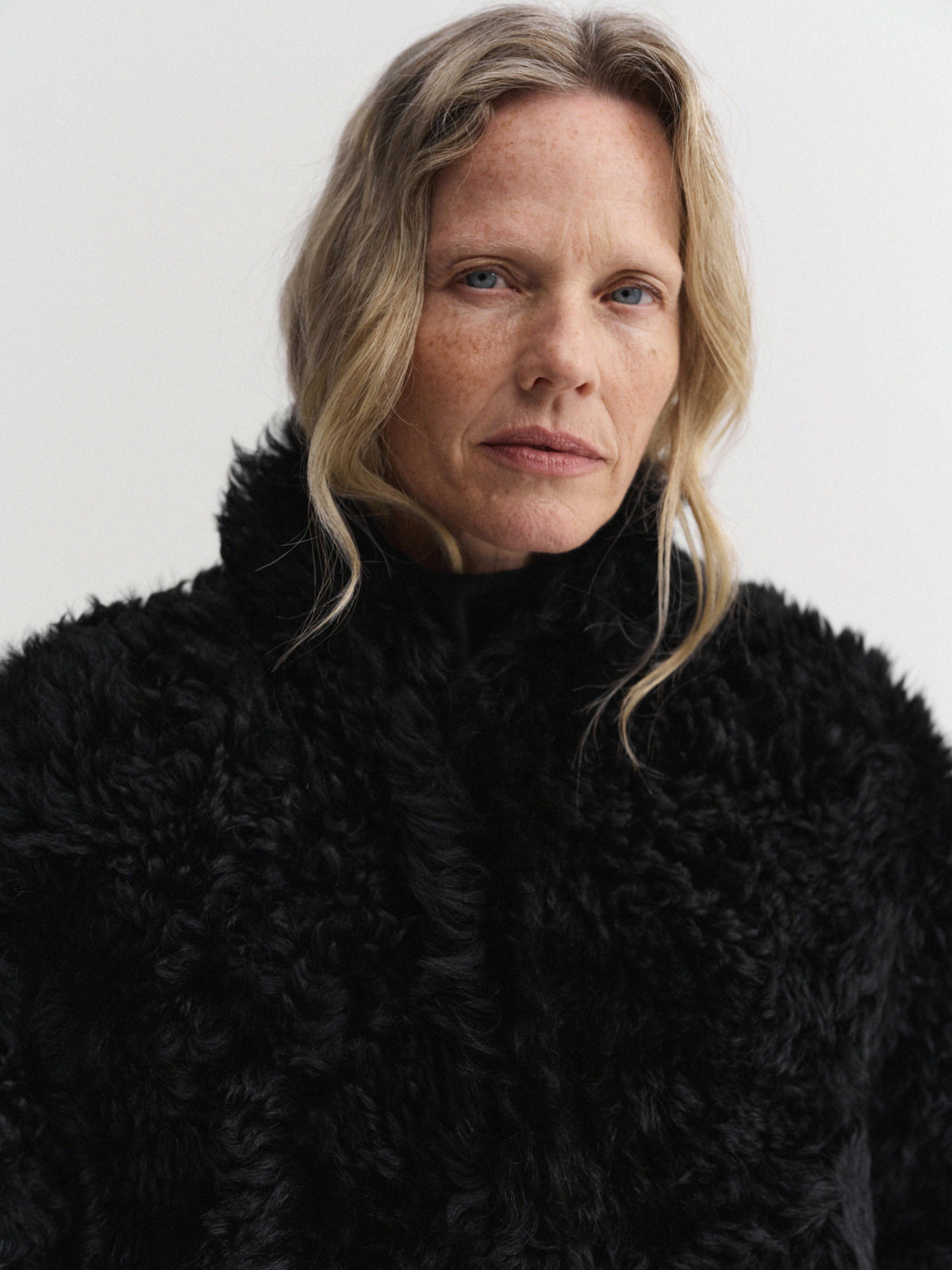 Claudie Shearling Coat – Black
