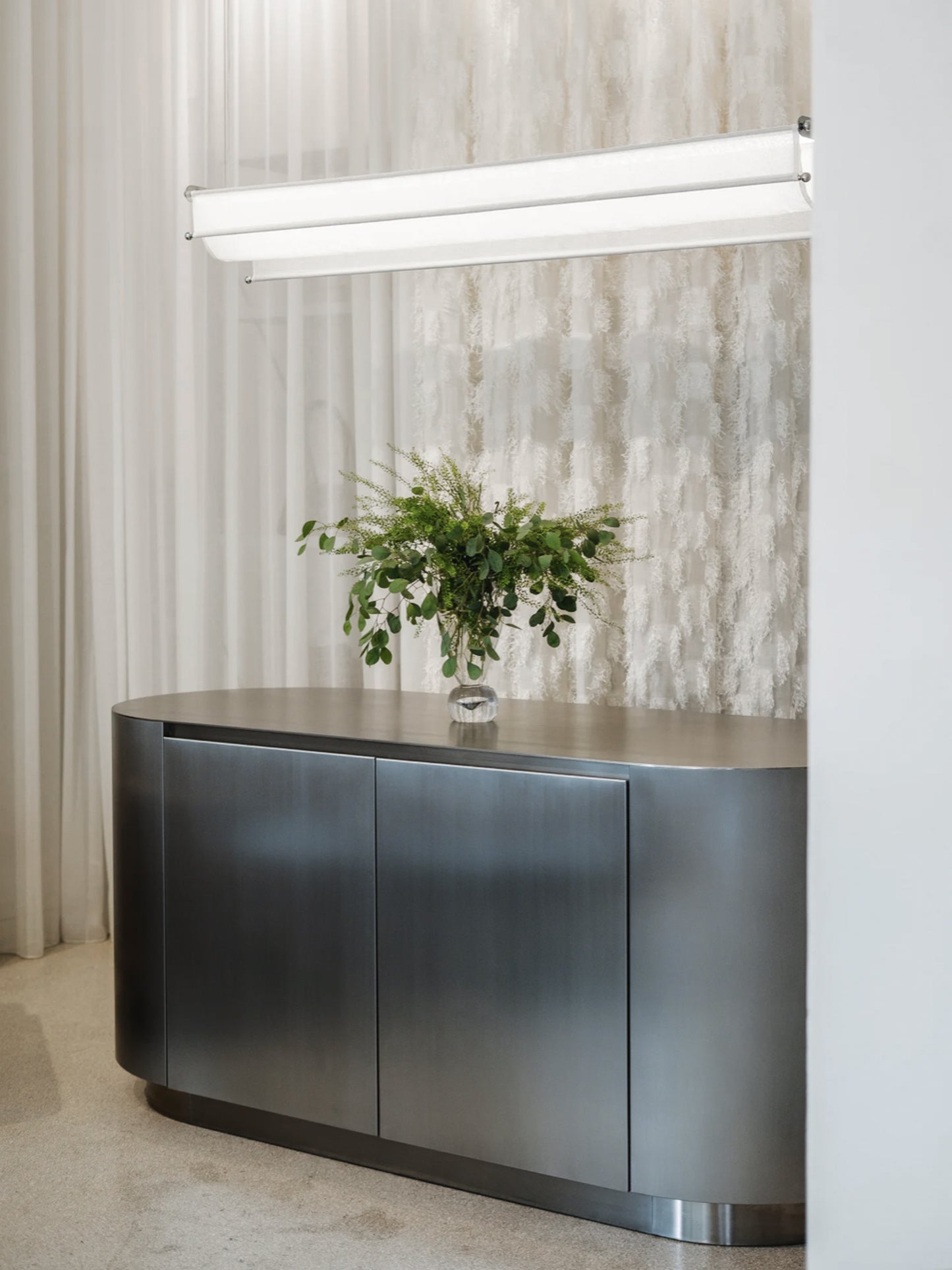 Long Vento Pendant