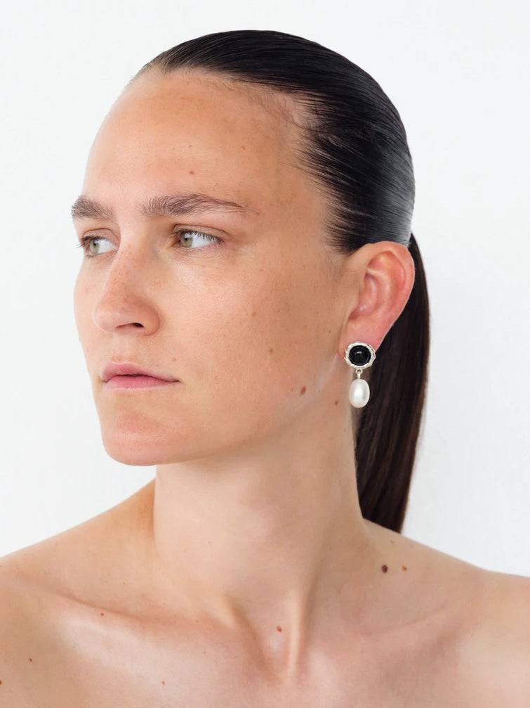 Emma Pearl Earrings
