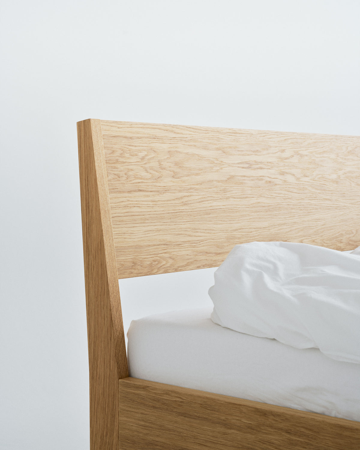 Ejer Bed Frame