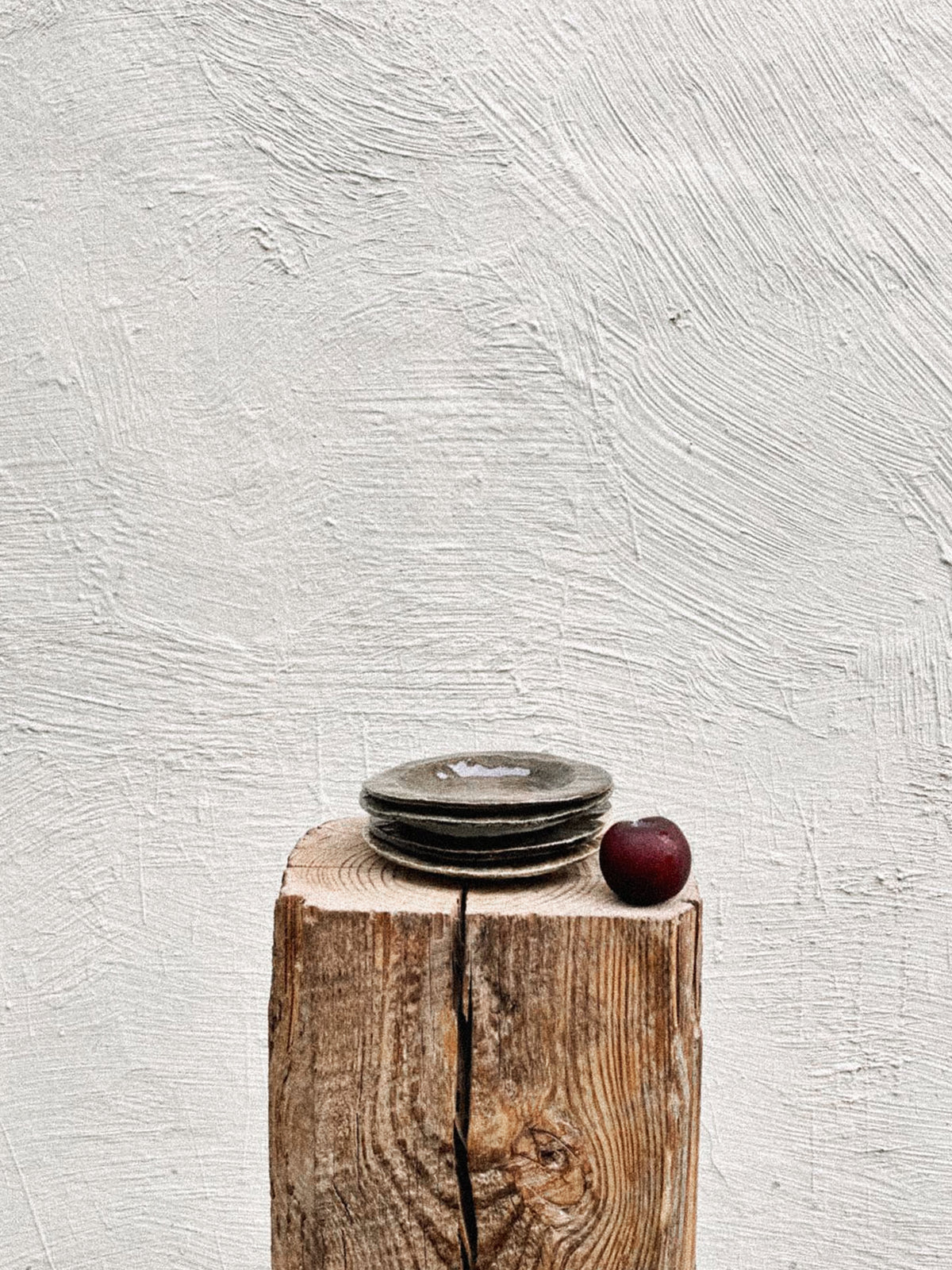 Menut Plate – Bark Brown