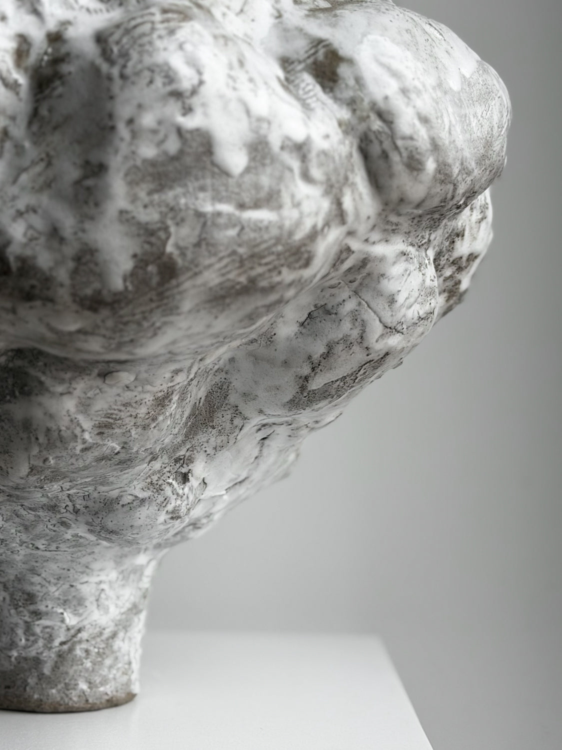 Sculptural Vase – Cloud