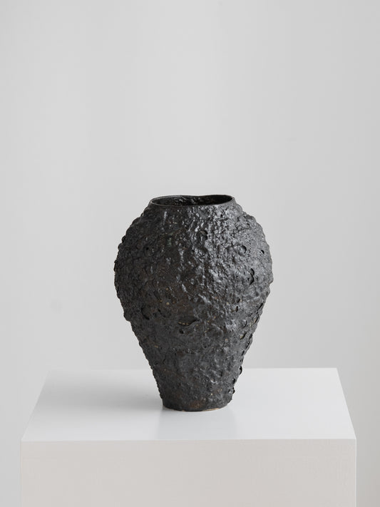 Sculptural Vase - Volcanic Black