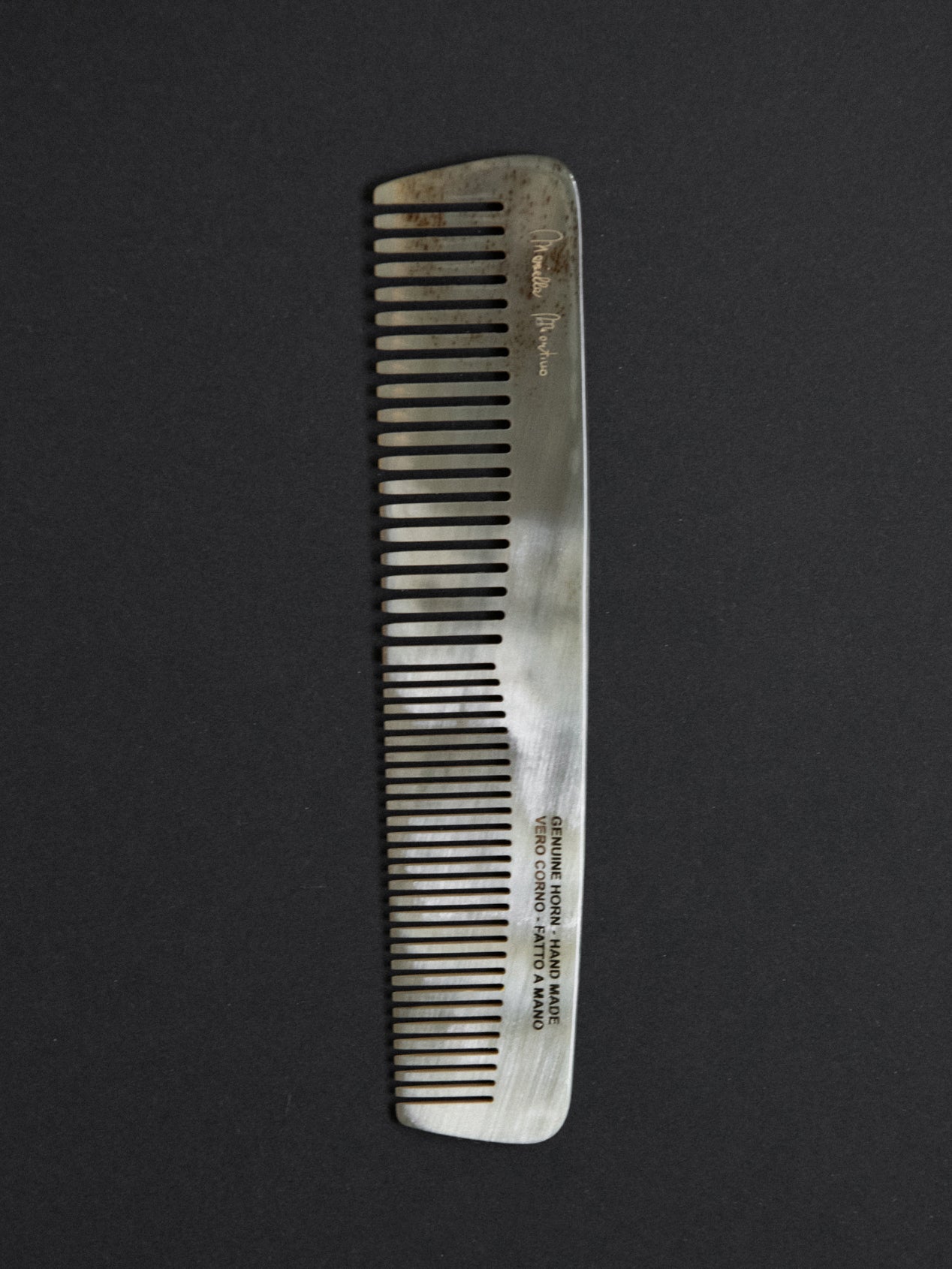Medium Baguette Horn Comb