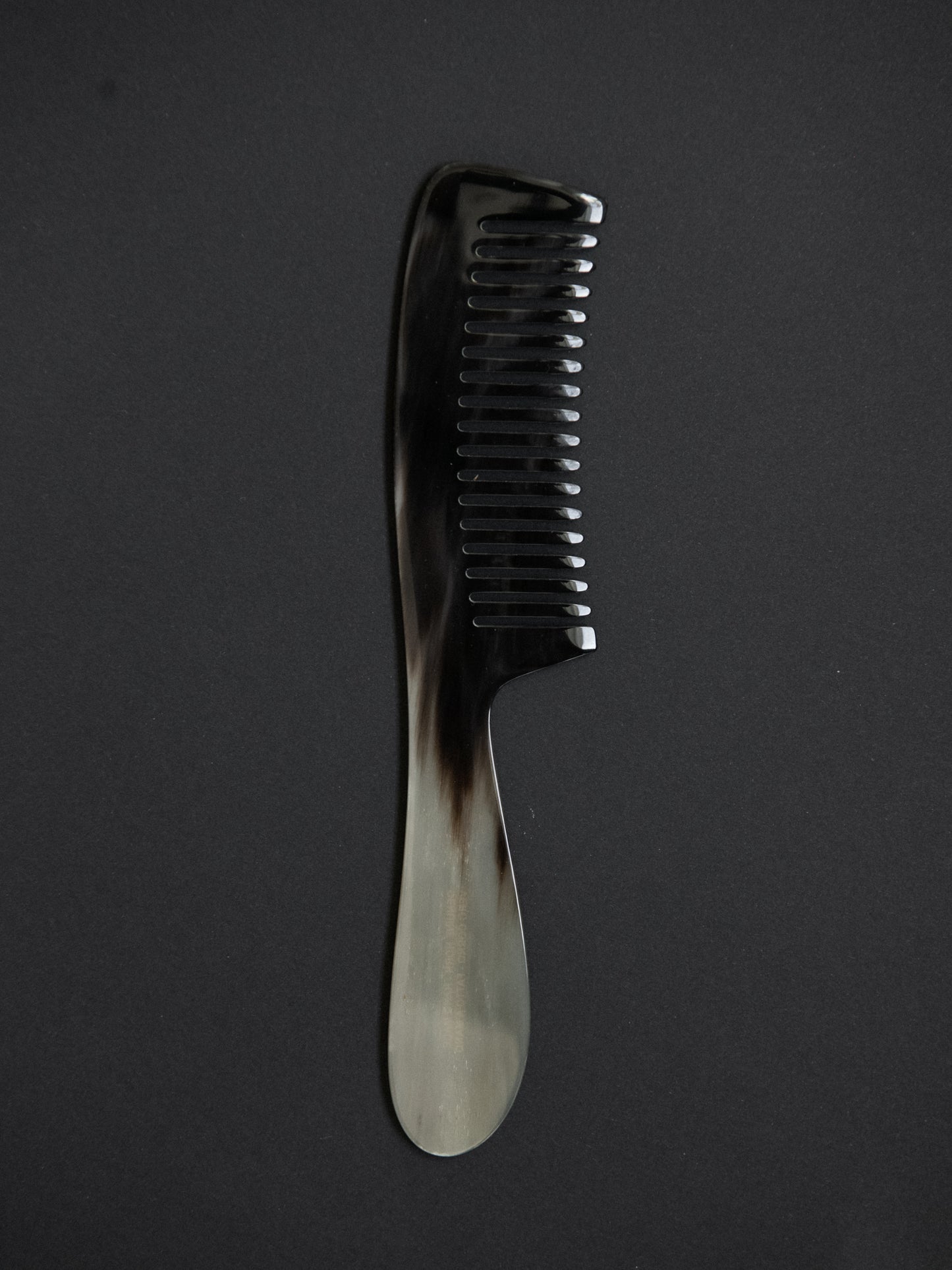 Horn Comb with Handle