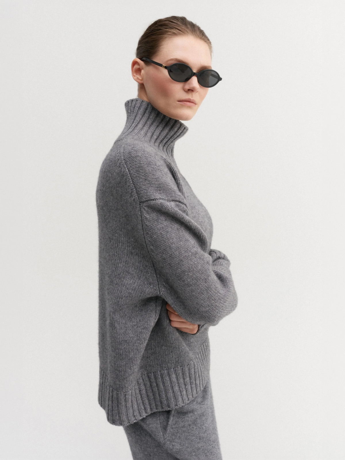 Nola Turtleneck Sweater - Grey