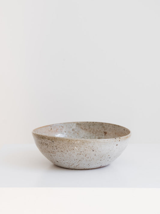 Gloss-Glazed Cream Bowl