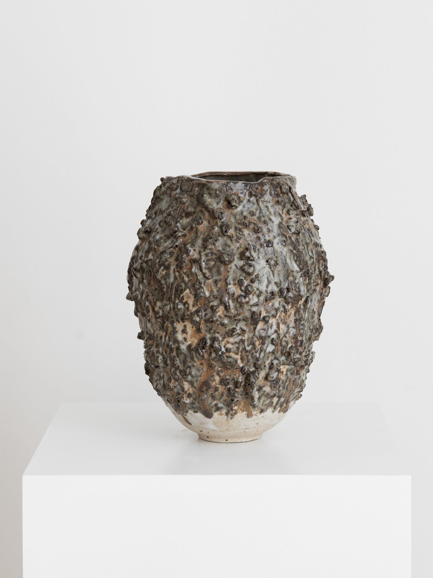 Sculptural Vase - Textured Light