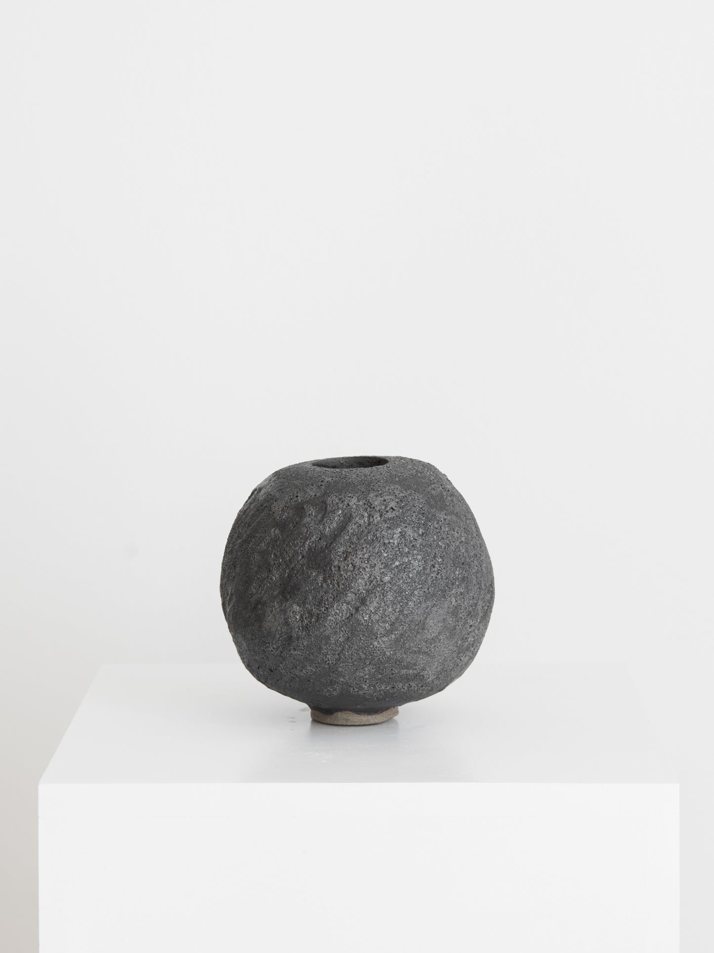 Sculptural Vase - Charcoal Form