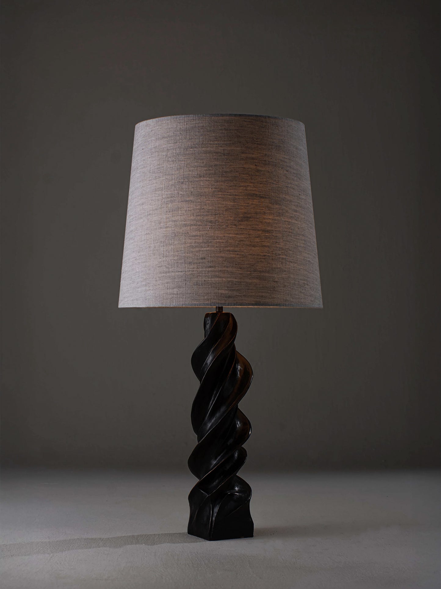 Lucian Lamp - Bronze