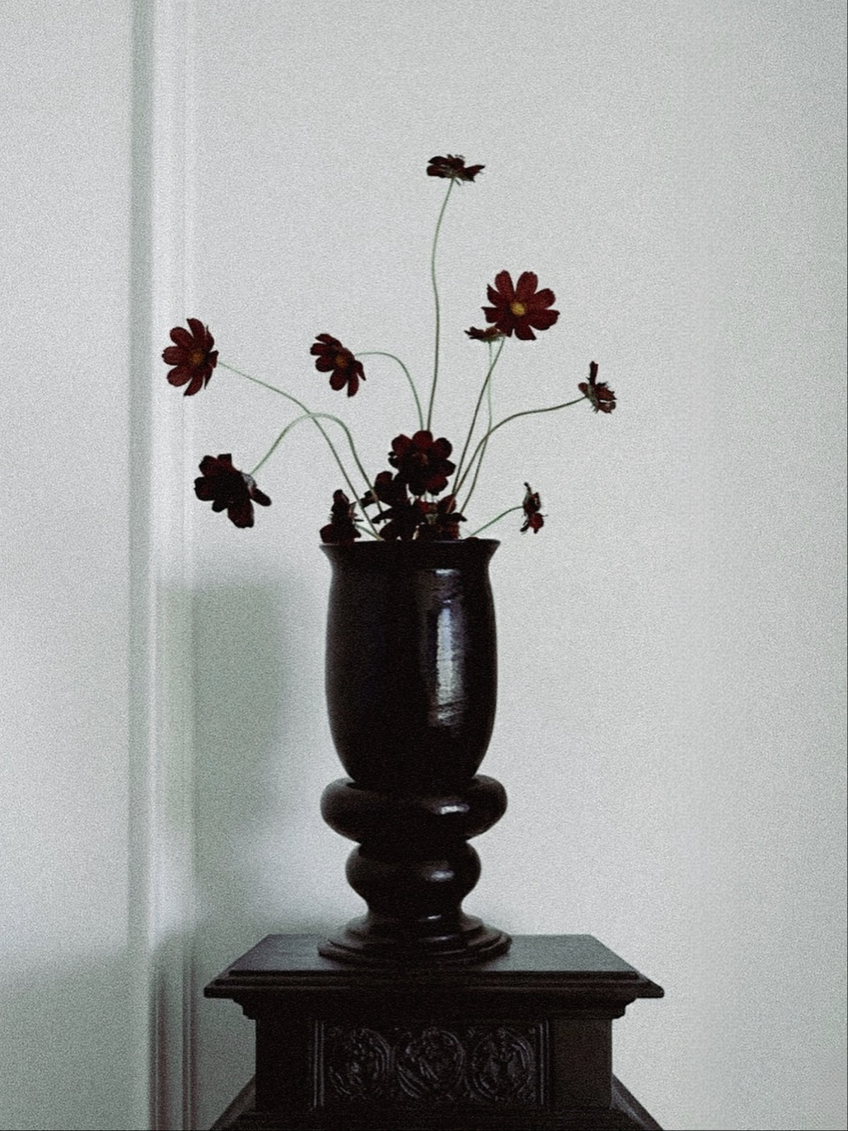 L’Heure Noire Ceramic Vase