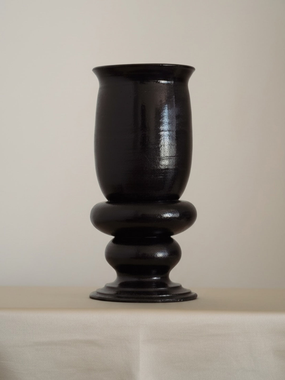 L’Heure Noire Ceramic Vase