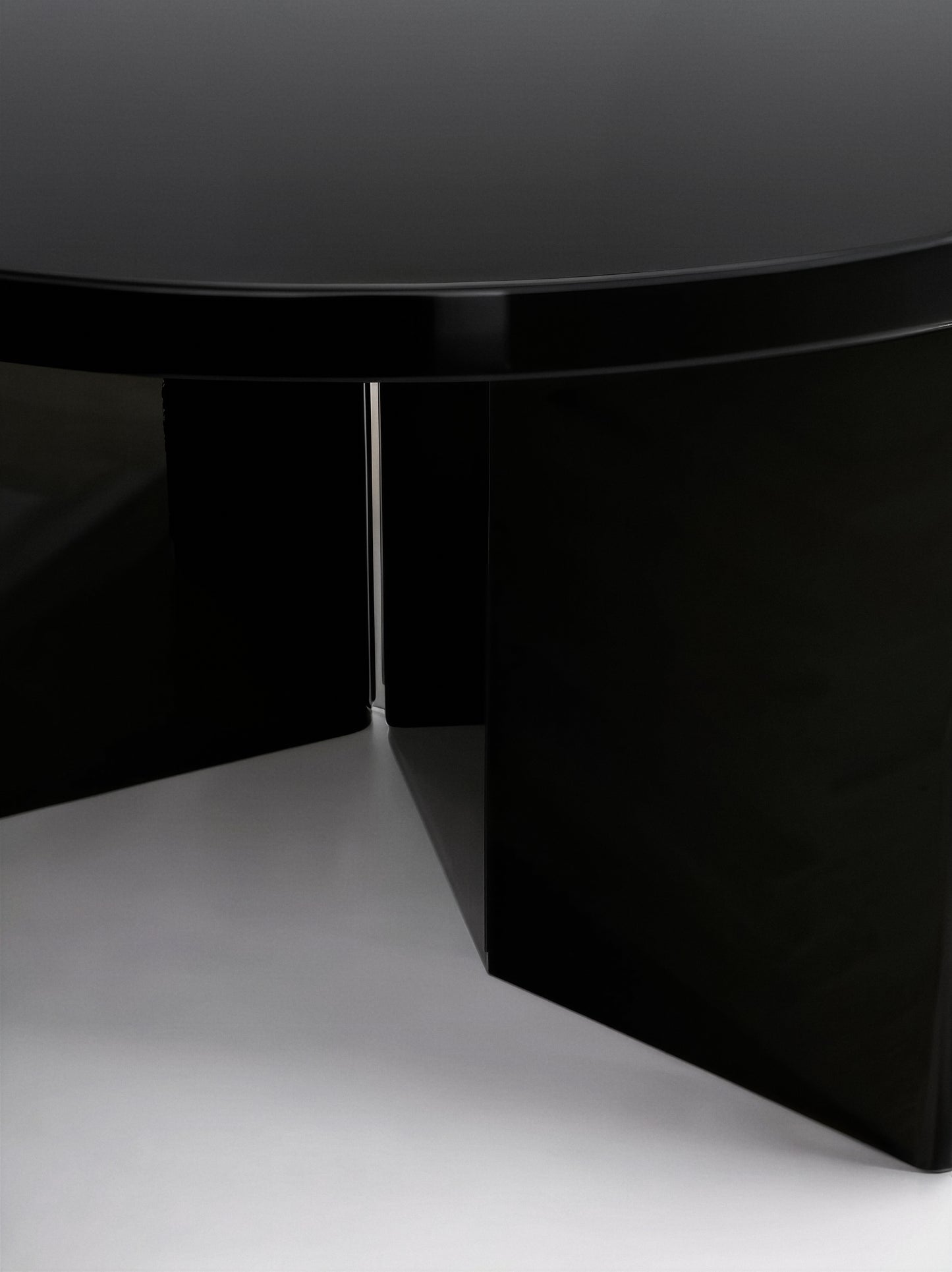 Florine Dining Table