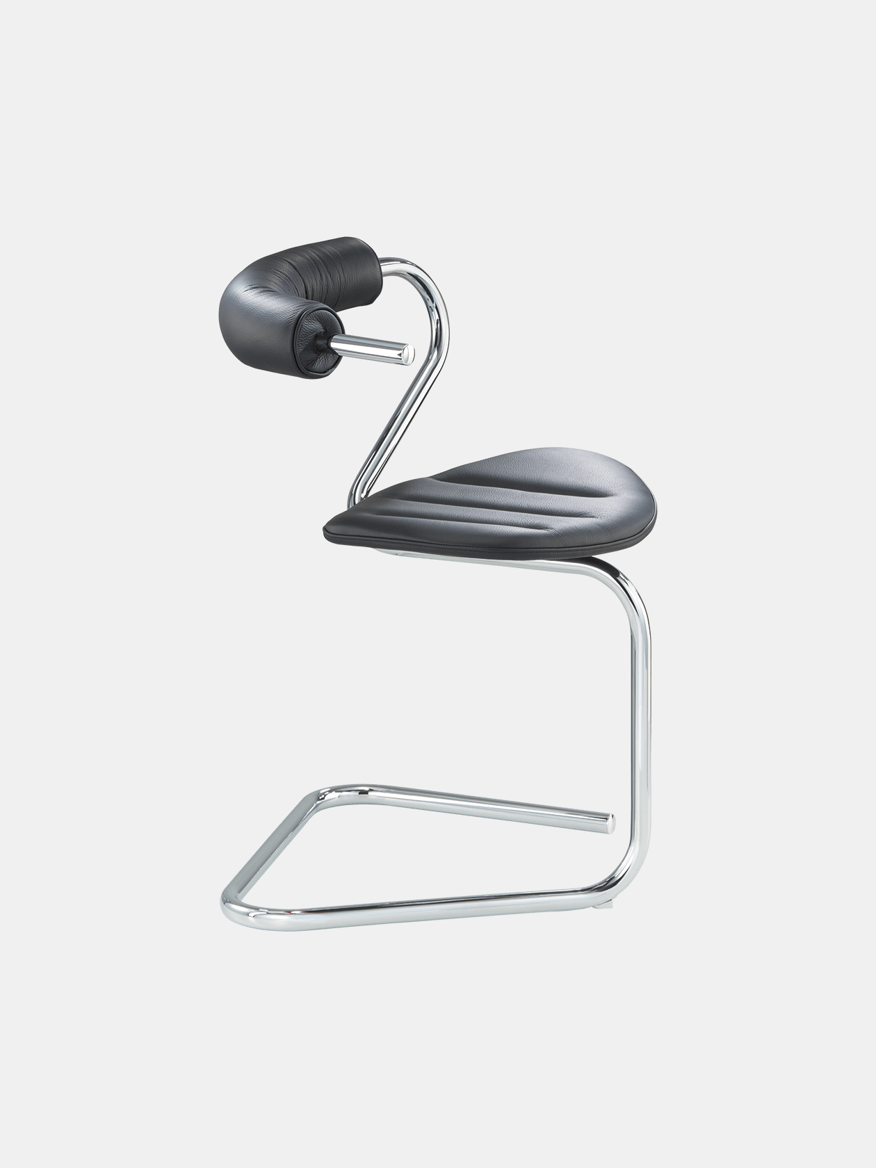 B5 Cantilever Chair designed by Stefan Wewerka