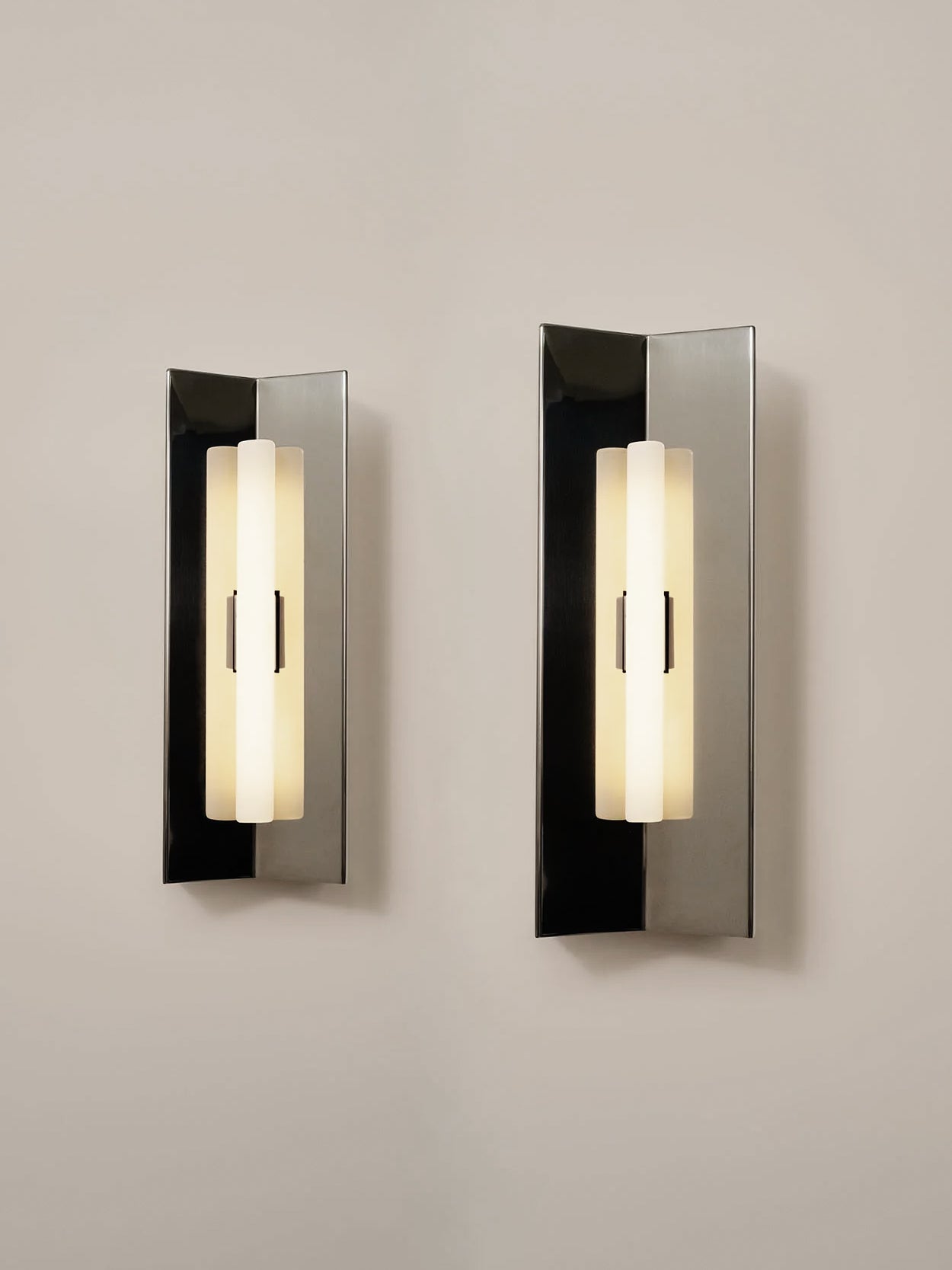 Arrow Wall Light