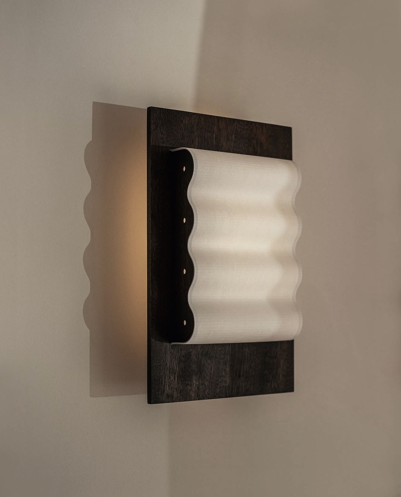 Frame Wood Wall Light