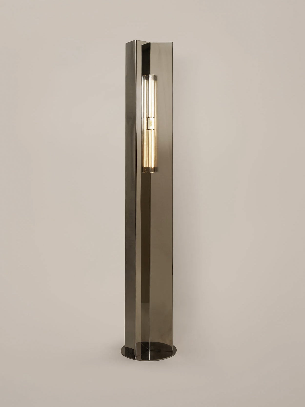 Arrow 158 Floor Lamp