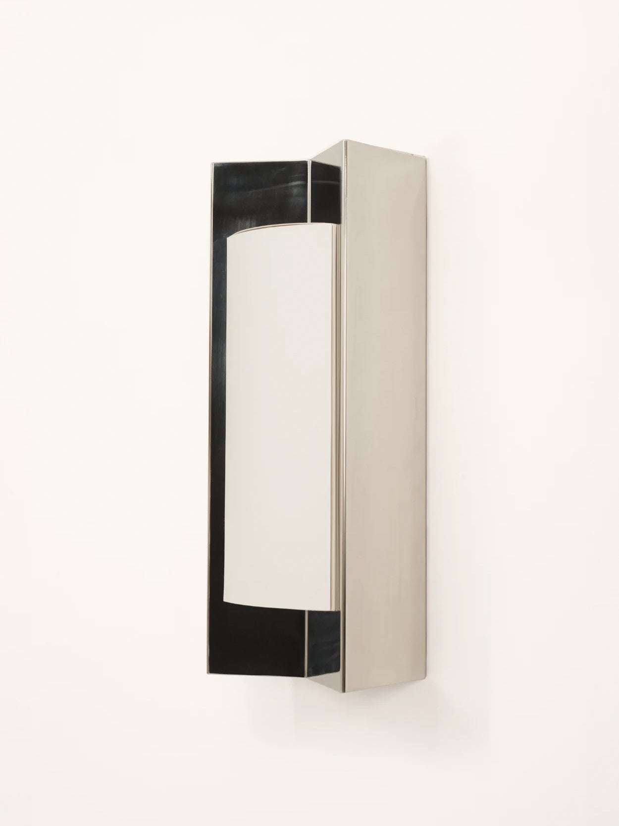 Arrow Wall Light with Diffuser