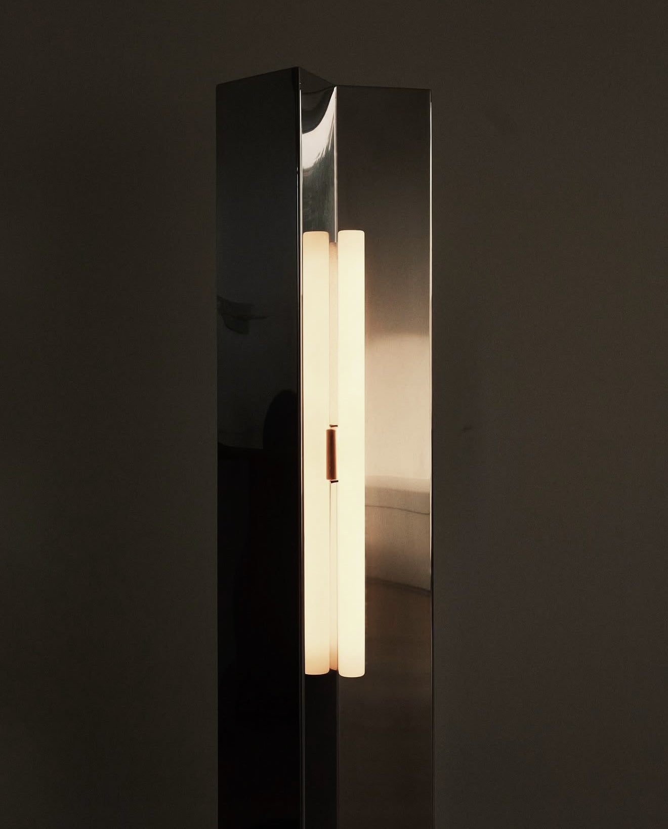 Arrow 158 Floor Lamp