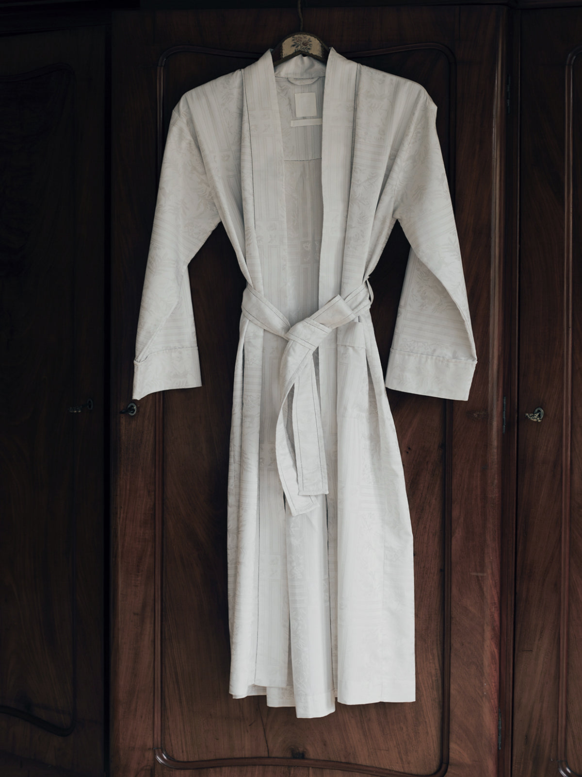 Wonder Scape House Robe – Pale Ash
