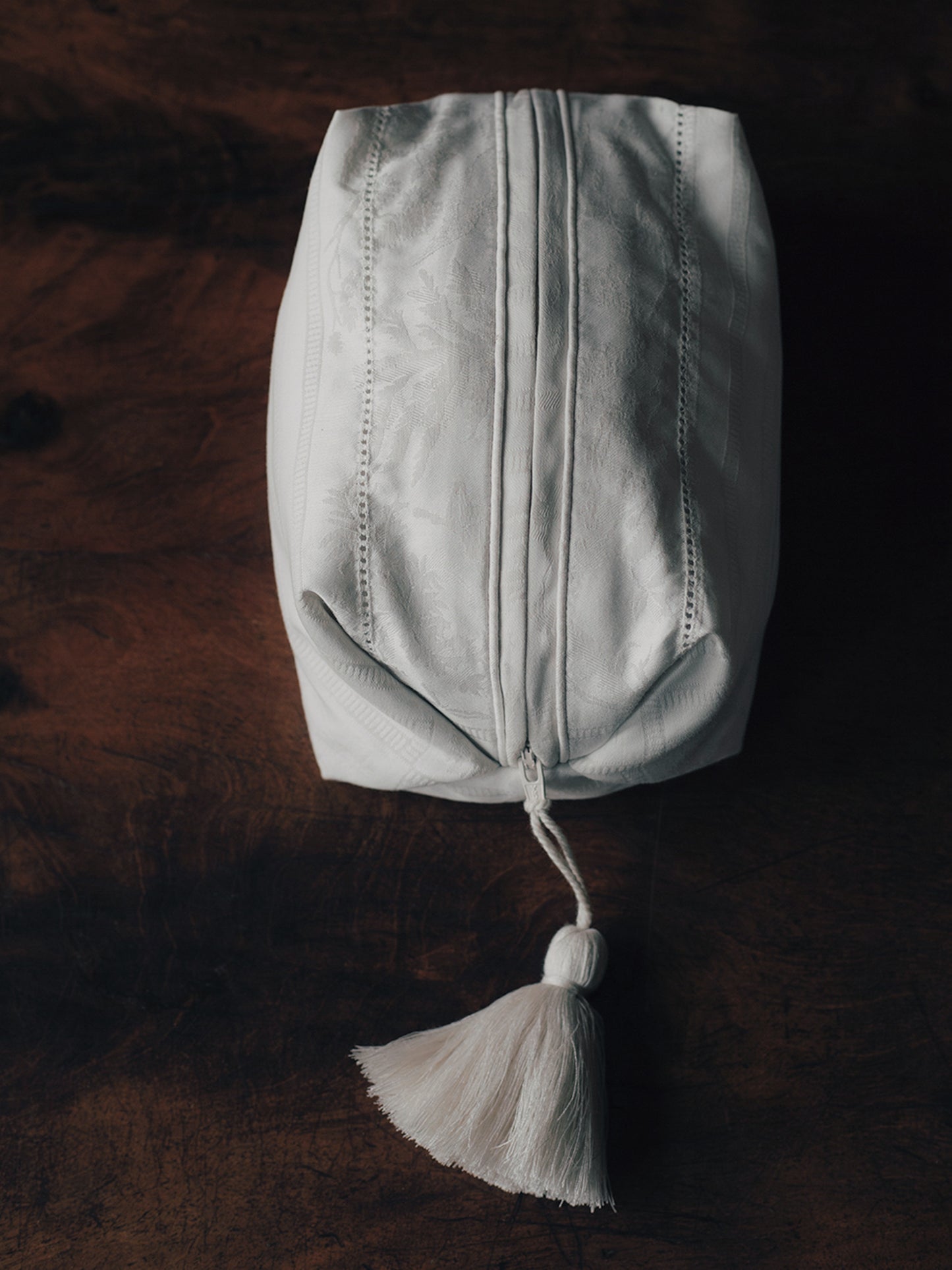 Wonder Scape Pouch Grande – Pale Ash