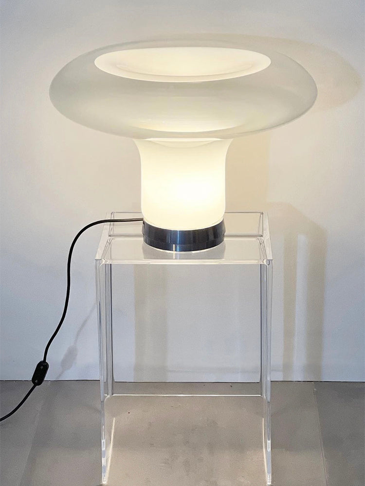 Lesbo Table Lamp