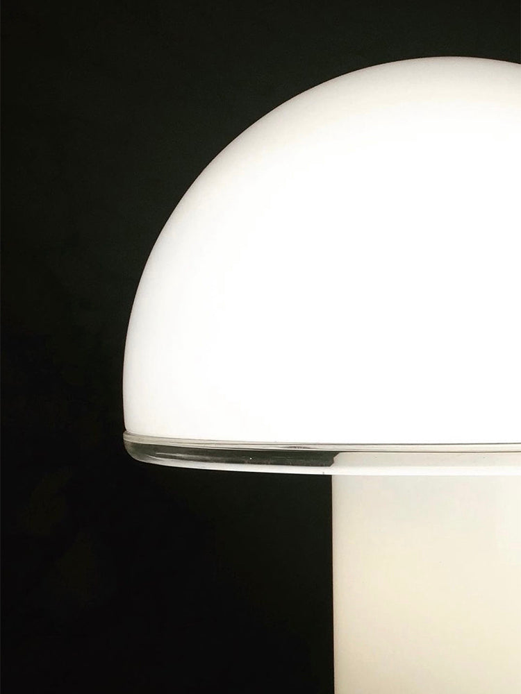 Onfalde Grande Table Lamp